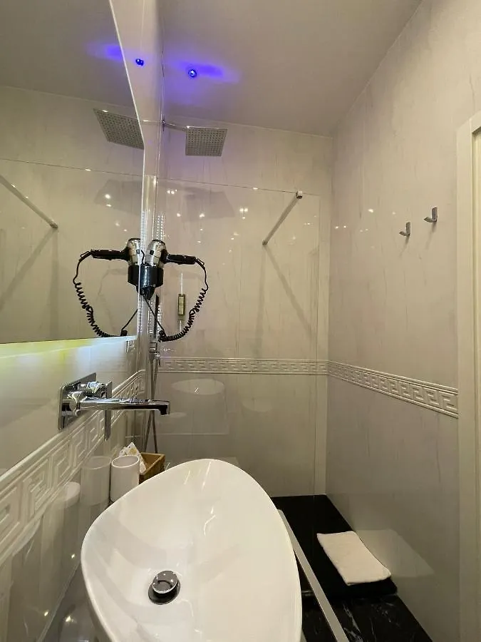 Bed and Breakfast Antico Corso Charme Cagliari Bed & Breakfast